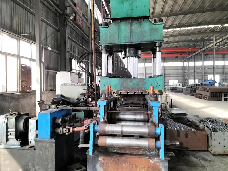 Guardrail forming press
